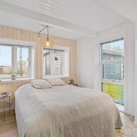 Awesome In With House Sea View Holiday home