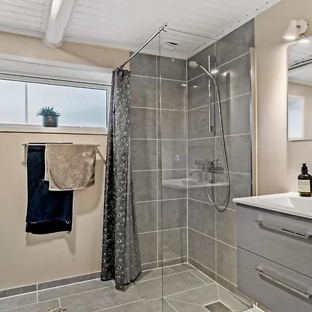 Awesome In With House Sea View *