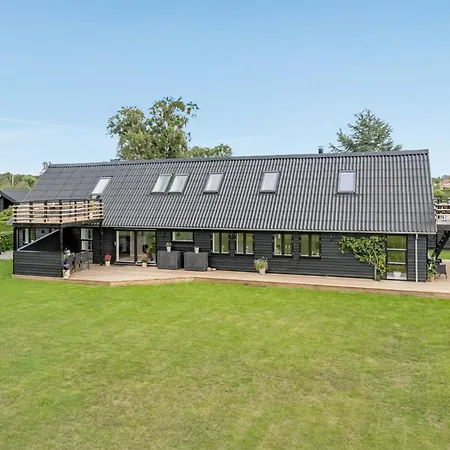 Awesome In With House Sea View Holiday home